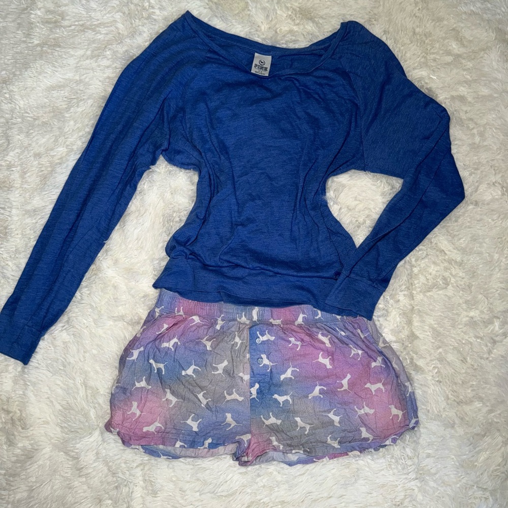 PINK Victoria's Secret Blue pajama set